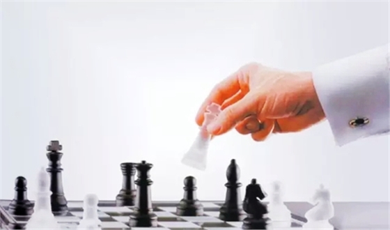 管理是就要淘汰人渣， 激活人員， 培養(yǎng)人手， 重用人才！！